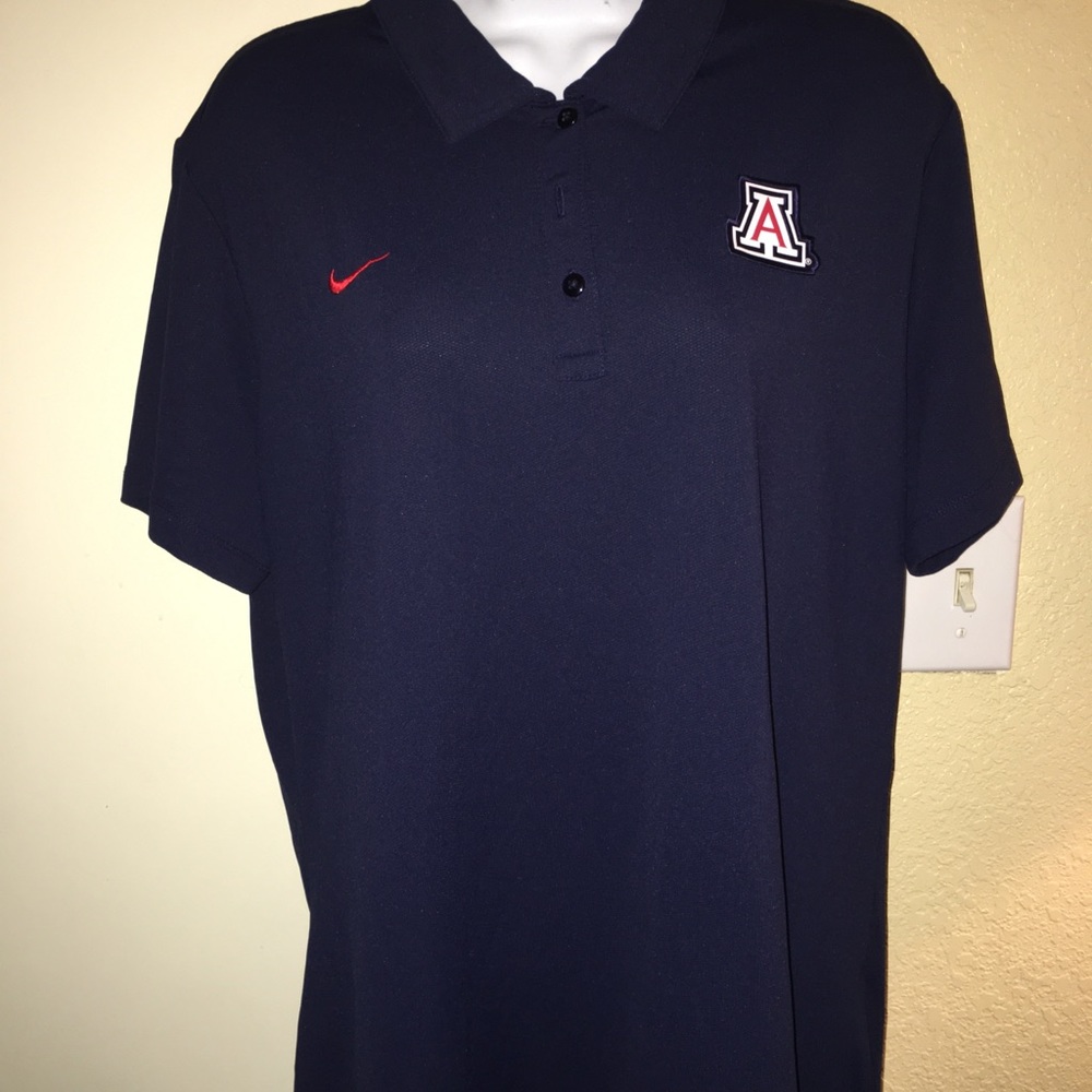 Men’s Nike shirt